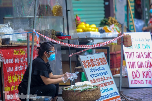 Hà Nội thời giăng dây, đường phố vắng bóng người - Ảnh 8.