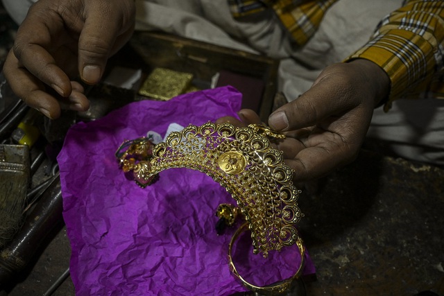 Ngành thương mại vàng 60 tỉ USD của Ấn Độ rơi vào hỗn loạn  - Ảnh 4.