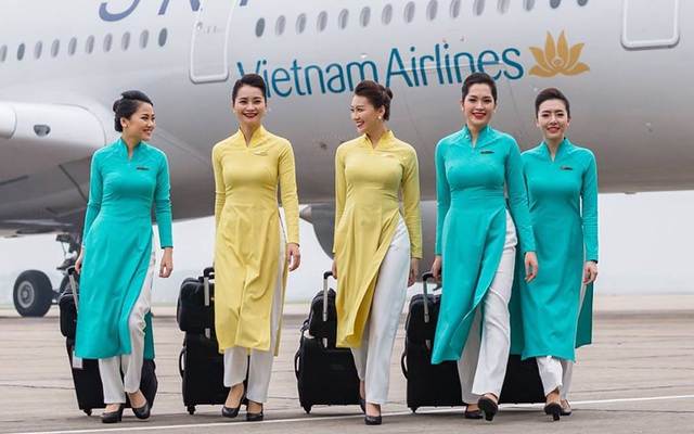 Lương tiếp viên hàng không Việt Nam - nghề có yêu cầu tuyển dụng siêu khó đang ở mức bao nhiêu so với các nước khác?
