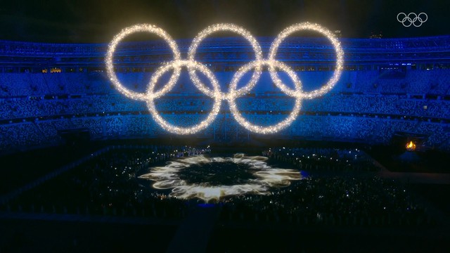 Nổi hết da gà trước màn trình diễn Dòng sông ngân hà huyền ảo trong lễ bế mạc Olympic 2020 - Ảnh 4.