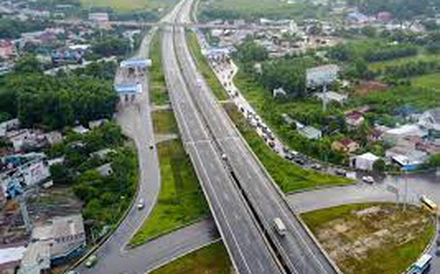 Chưa ấn định ngày khởi công, vì sao dự án cao tốc Dầu Giây – Tân Phú đã 'đội vốn' 900 tỷ đồng?