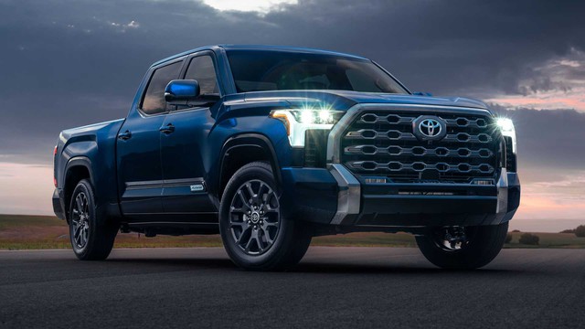 Toyota Tundra 2022 ra mắt: Bán tải full-size đậm chất cơ bắp, ngập tràn công nghệ - Ảnh 1.