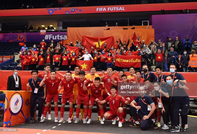 Tuyển Việt Nam tiến bộ cực kỳ nhanh, đấu với Nga ở World Cup mà chơi tự tin vô cùng - Ảnh 4.