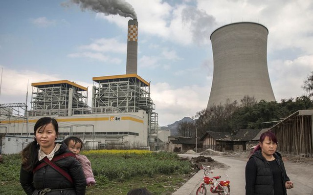 Hết "bom nợ" Evergrande lại đến khủng hoảng thiếu điện trầm trọng, điều gì đang xảy ra với kinh tế Trung Quốc?
