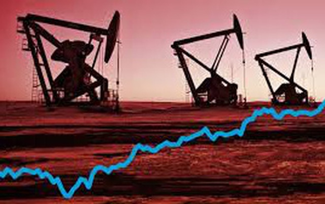 Giá dầu Brent gần chạm 80 USD/thùng, quặng sắt vượt 700 nhân dân tệ/tấn