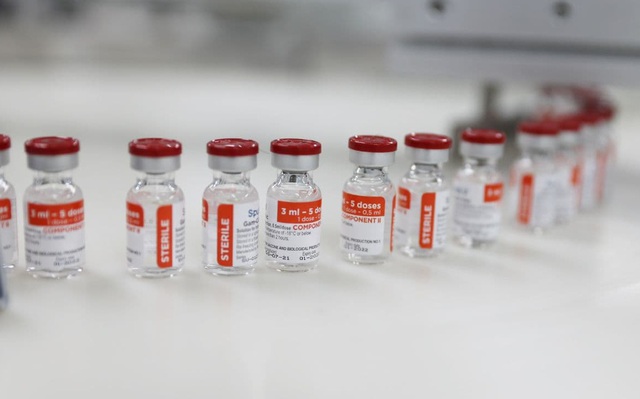 Thành công trong sản xuất vắc xin Sputnik tại Việt Nam: Từ loay hoay sang tự chủ, tạo cơ hội để Việt Nam trở thành trung tâm sản xuất vắc xin của khu vực và thế giới trong tương lai