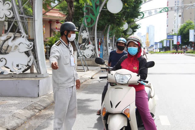  Hình ảnh Đà Nẵng trong ngày đầu chuyển trạng thái chống dịch mới  - Ảnh 2.