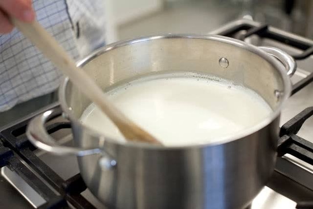 4 điều cấm kỵ khi uống sữa mà nhiều người mắc phải, nhẹ thì dẫn đến rối loạn tiêu hóa, nặng có thể gây ung thư - Ảnh 2.