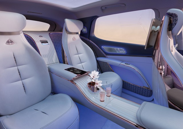 Mercedes Maybach EQS SUV concept ra mắt: Thiết kế tương lai, nội thất hạng A , SUV siêu sang trong mơ cũng chỉ đến thế - Ảnh 7.