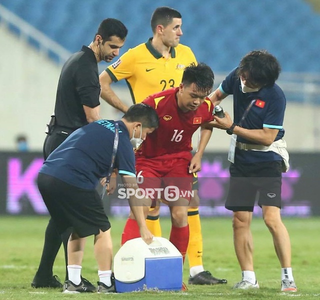 Sắp gặp tuyển Việt Nam, báo Trung Quốc gọi Công Phượng là “mối đe doạ nghiêm trọng” - Ảnh 2. Sắp gặp tuyển Việt Nam, báo Trung Quốc gọi Công Phượng là “mối đe doạ nghiêm trọng” - Ảnh 2.