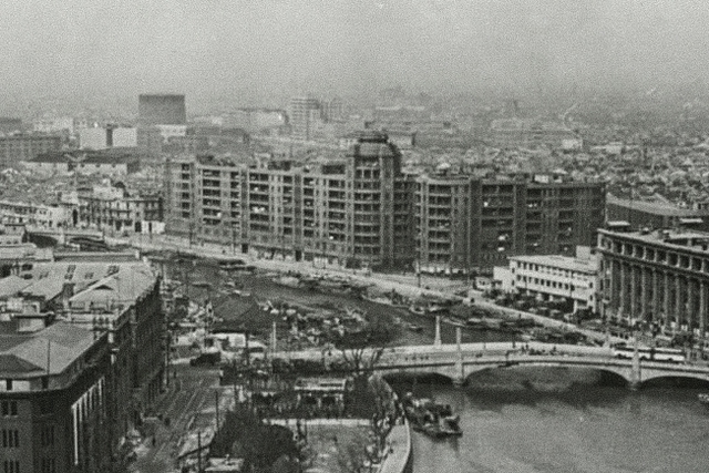 Câu chuyện về thành phố Thượng Hải hiện đại nhìn từ toà nhà chung cư hơn 90 tuổi  - Ảnh 1.