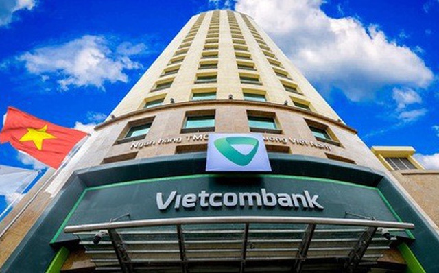 Vietcombank tăng trưởng tín dụng 14,99% trong năm 2021, tỷ lệ dự phòng bao nợ xấu lập kỷ lục mới 424%