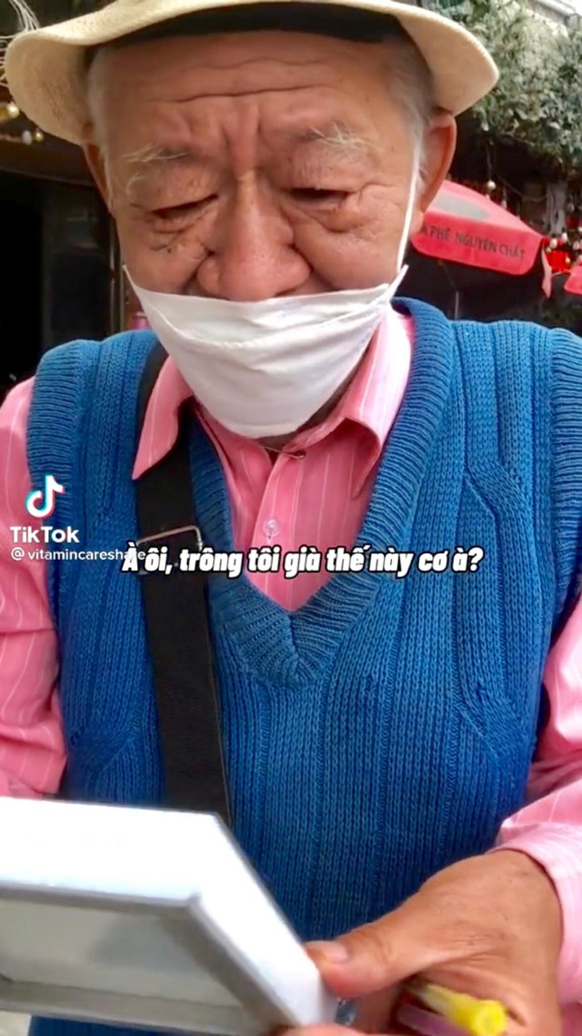 Câu chuyện về cụ ông bán bút bi dạo ở Hà Nội: Tôi nghèo nhất, nhưng vui nhất xã hội - Ảnh 6.