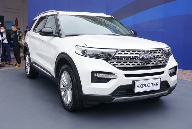 Chi tiết Ford Explorer giá 2,37 tỷ đồng vừa về Việt Nam - Ảnh 14.