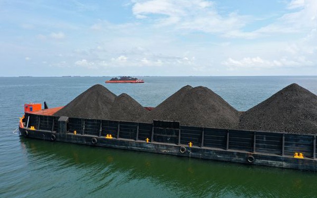 Indonesia tuyên bố vẫn tiếp tục cấm xuất khẩu than