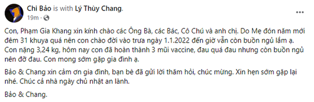 HOT: Bà xã kém 16 tuổi của Chi Bảo hạ sinh con trai vào đúng ngày đầu năm mới 2022 - Ảnh 1.