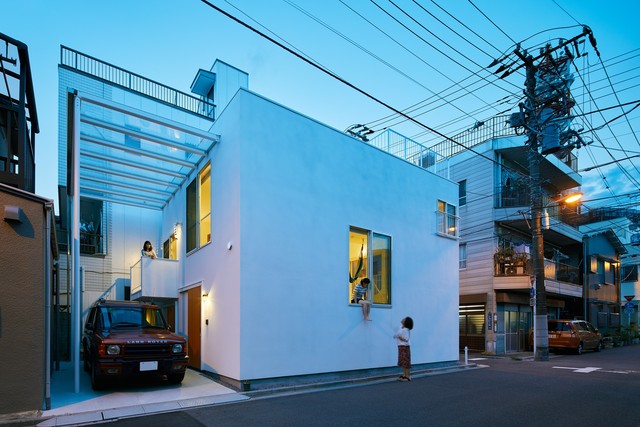 Mang phòng ngủ ra ban công, ngôi nhà 48m² ở Nhật này là sự kết hợp hoàn hảo của kiến trúc độc lạ - Ảnh 4.