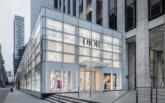 Drama Hồ Ngọc Hà với Dior Cư dân mạng đồng tình cửa hàng có động thái gì