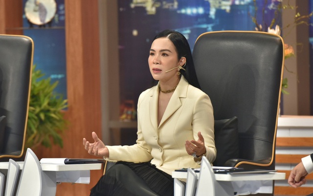 Sếp Elise: "Nhân viên mắc bệnh, nếu chữa được dù phải mang cô ấy sang Mỹ, Singapore thì bao nhiêu chị cũng sẵn sàng bỏ tiền"