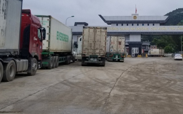 Hàng trăm container từ Lạng Sơn lên Cao Bằng tìm cơ hội thông quan