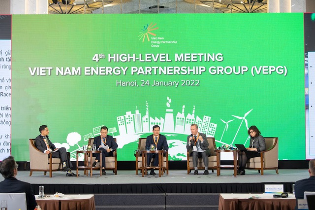 World Bank: Việt Nam cần 14 tỷ USD mỗi năm cho quá trình chuyển đổi năng lượng - Ảnh 1.