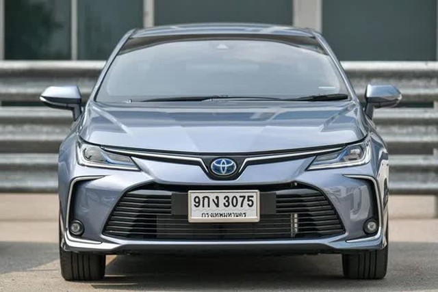 Đại lý nhận đặt cọc Toyota Corolla Altis 2022: Giá dự kiến từ 750 triệu đồng, 3 phiên bản, áp đảo công nghệ trong phân khúc - Ảnh 3.