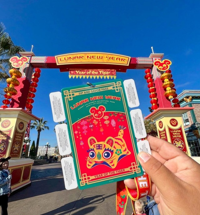Tết Nhâm Dần 2022 tại Disneyland: Chuyến đi cổ tích trở về tuổi thơ mừng năm mới sang - Ảnh 7.