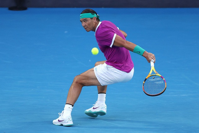 Ngược dòng siêu kịch tính ở chung kết Australian Open, Nadal vượt Federer và Djokovic để cán mốc vĩ đại nhất lịch sử quần vợt nam - Ảnh 1.
