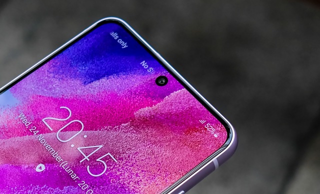 Galaxy S21 FE ra mắt tại Việt Nam: kế thừa nhiều tính năng cao cấp, giá từ 16 triệu đồng, Samsung chơi lớn tặng thêm bộ quà 7 triệu cho người dùng - Ảnh 4.
