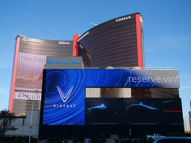 Hình ảnh gian hàng VinFast trước giờ khai màn CES 2022: 5 mẫu xe đã sẵn sàng, VinFast phủ sóng tại Las Vegas - Ảnh 7.