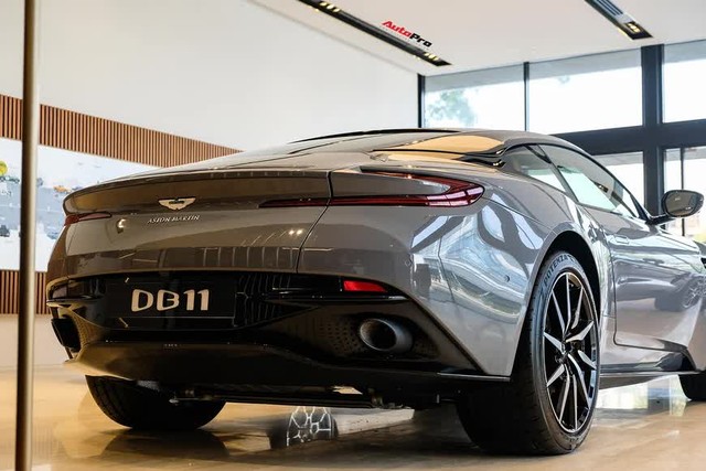 Chi tiết Aston Martin DB11 China Grey giá 17,4 tỷ đồng vừa về Việt Nam: Riêng màu sơn đã có giá hơn 1 tỷ đồng - Ảnh 24.