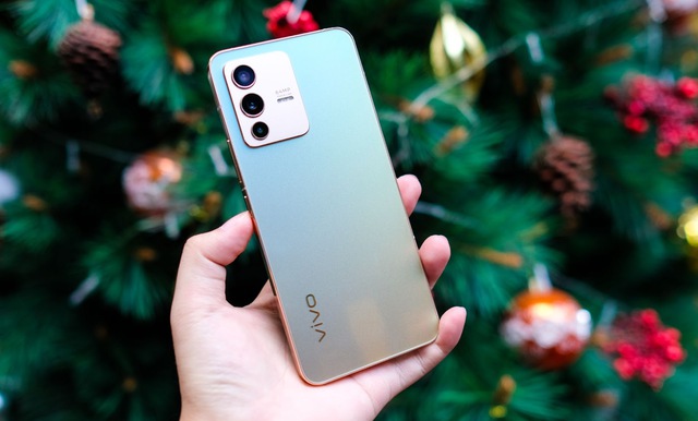 Smartphone 5G có camera selfie 50 MP, kiểu dáng giống iPhone 13 - Ảnh 2.