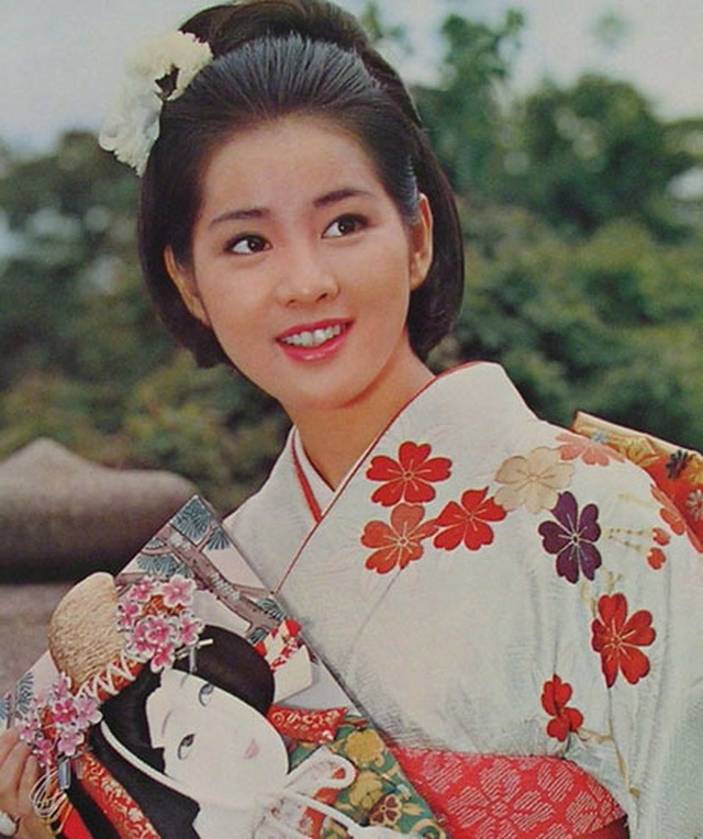 U80 mà da vẫn mướt căng thì chỉ có thể là quốc bảo nhan sắc Nhật, thời thiếu nữ còn đẹp xuất thần nữa cơ - Ảnh 9.