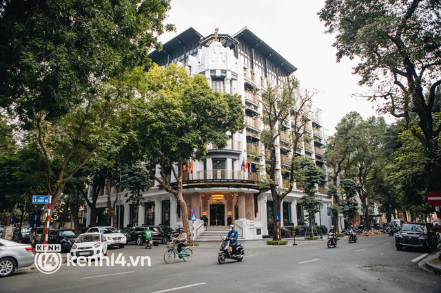  ẢNH: Cận cảnh 5 tuyến phố trung tâm Hà Nội cho phép kinh doanh trên vỉa hè - Ảnh 12.