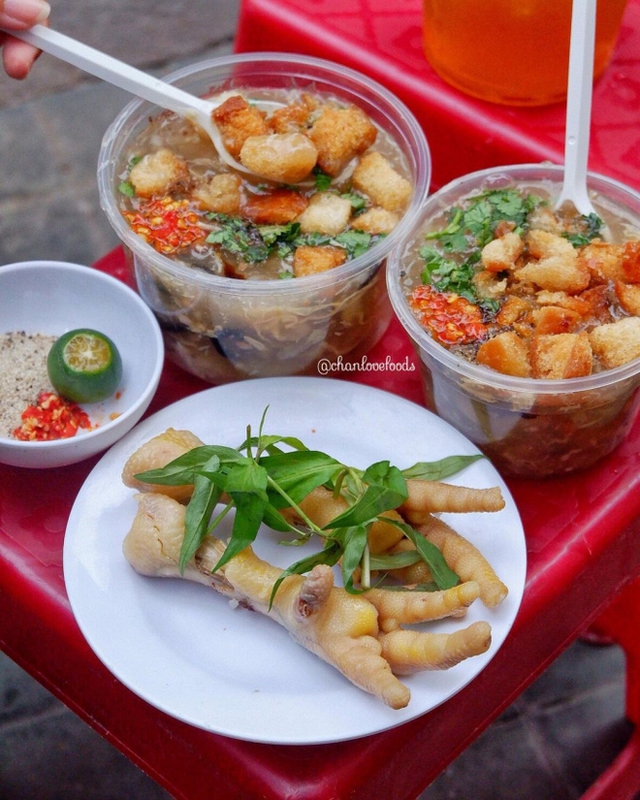 What dishes are worth trying at the famous Phan Xich Long food court in Ho Chi Minh City?  - Photo 9.