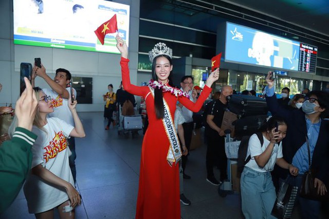 Mỹ nhân Việt đăng quang các cuộc thi Hoa hậu quốc tế: Người lên sao hạng A, người bị lãng quên - Ảnh 10.