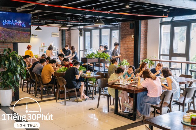 Bên trong công ty cực xịn tại Hà Nội phục vụ cơm trưa cho nhân viên qua công nghệ - Ảnh 4.
