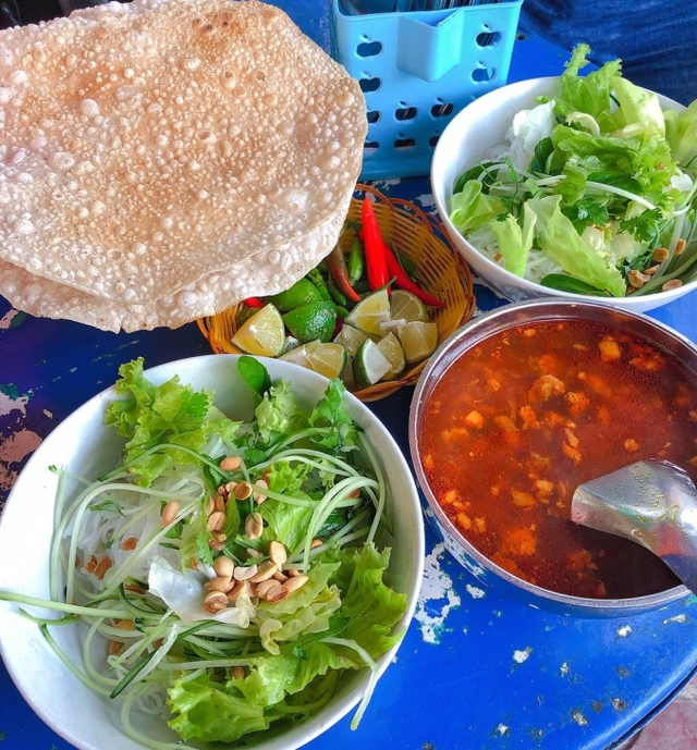 Bun ram - The culinary quintessence of the martial land of Binh Dinh - Photo 3.