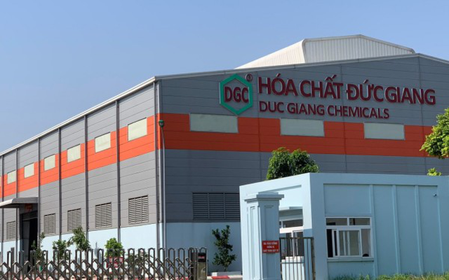 Hoá chất Đức Giang (DGC) lãi hơn 4.900 tỷ đồng sau 9 tháng, gấp 4 lần cùng kỳ, vượt 50% kế hoạch lợi nhuận cả năm