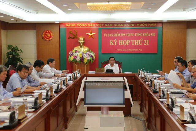 Ủy ban Kiểm tra Trung ương kỷ luật nhiều lãnh đạo TP Đà Nẵng - Ảnh 1.