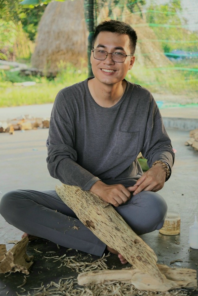 The engineer quit his high-paying job, hugged 20 million dong to start a business: Indebtedness because of bankruptcy, bitter taste ... successfully sold agarwood - Photo 5.