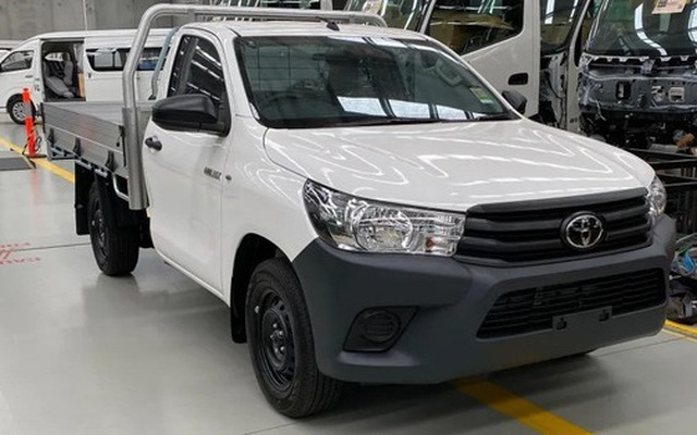 Toyota Hilux thuần điện đã được SEA Electric phát triển thành công, nhưng cần đầu tư để xây dựng dây chuyền lắp ráp số lượng lớn - Ảnh: Drive