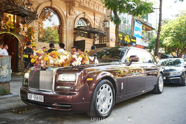 Doanh nhân Đỗ Vinh Quang rước Đỗ Mỹ Linh bằng xe Rolls-Royce ở lễ cưới - Ảnh 3.