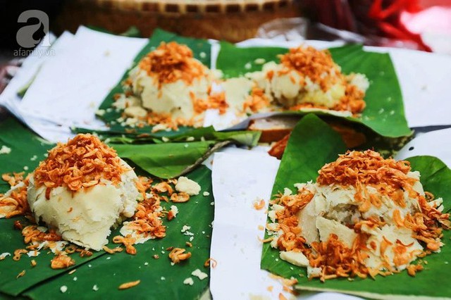 Xoi Xeo - An idyllic but attractive breakfast gift in Hanoi, especially when the monsoon comes - Photo 2.