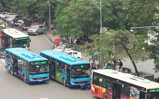 Khách đi xe buýt Hà Nội mới phục hồi được hơn 60%