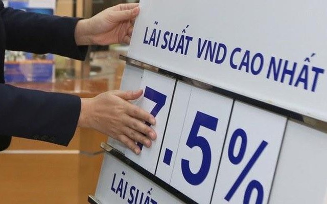 Lượng tìm kiếm về “lãi suất ngân hàng” tăng vọt 47 lần