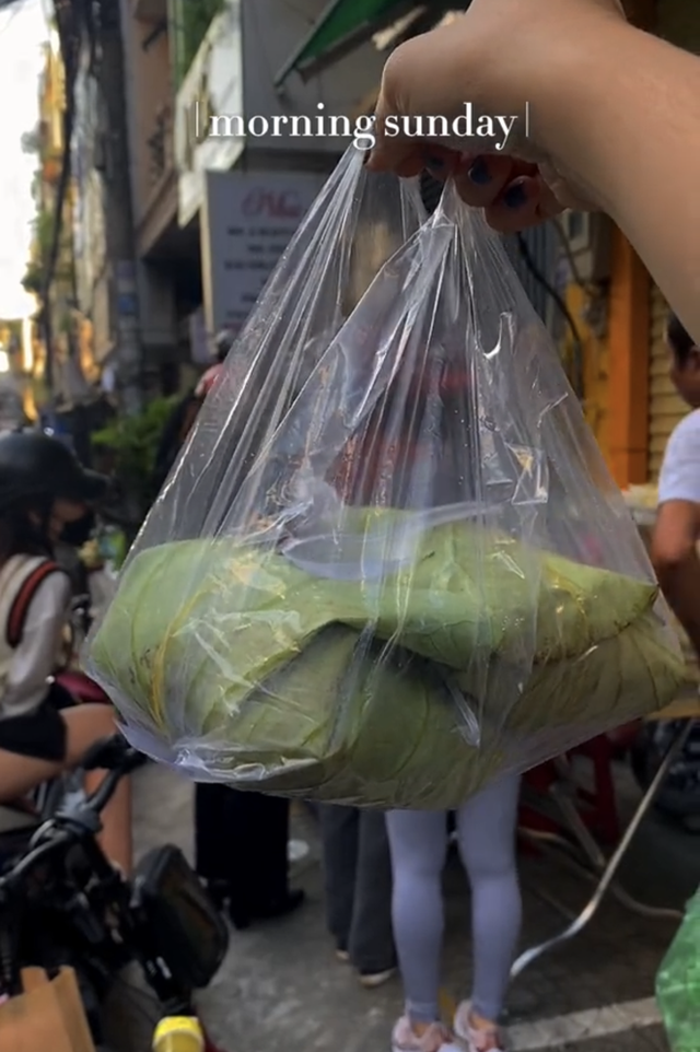 Experience Hanoi's autumn causing fever in Ho Chi Minh City: Young people invite each other to buy sticky rice and go to a cafe to sip - Photo 2.