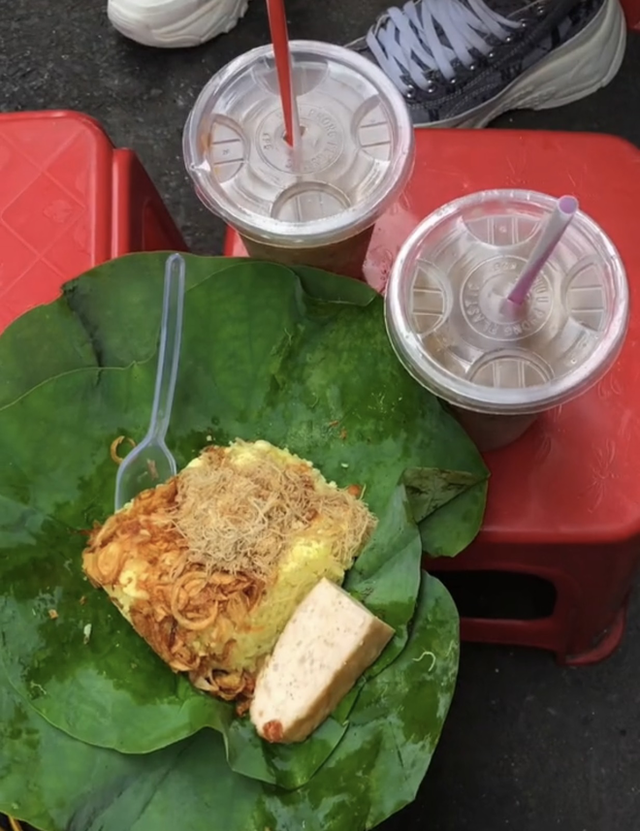Experience Hanoi's autumn causing fever in Ho Chi Minh City: Young people invite each other to buy sticky rice and go to a cafe to sip - Photo 19.