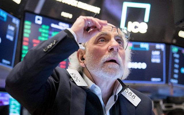 Dow Jones tăng hơn 400 điểm, chứng khoán Mỹ kéo dài đà hưng phấn của tuần trước