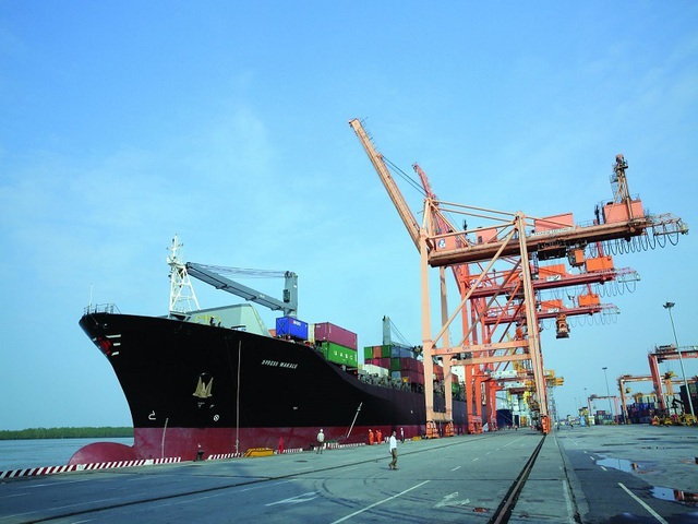 Hải Phòng: Xem xét giảm 50% phí hạ tầng cảng biển cho hàng thủy nội địa - Ảnh 1.